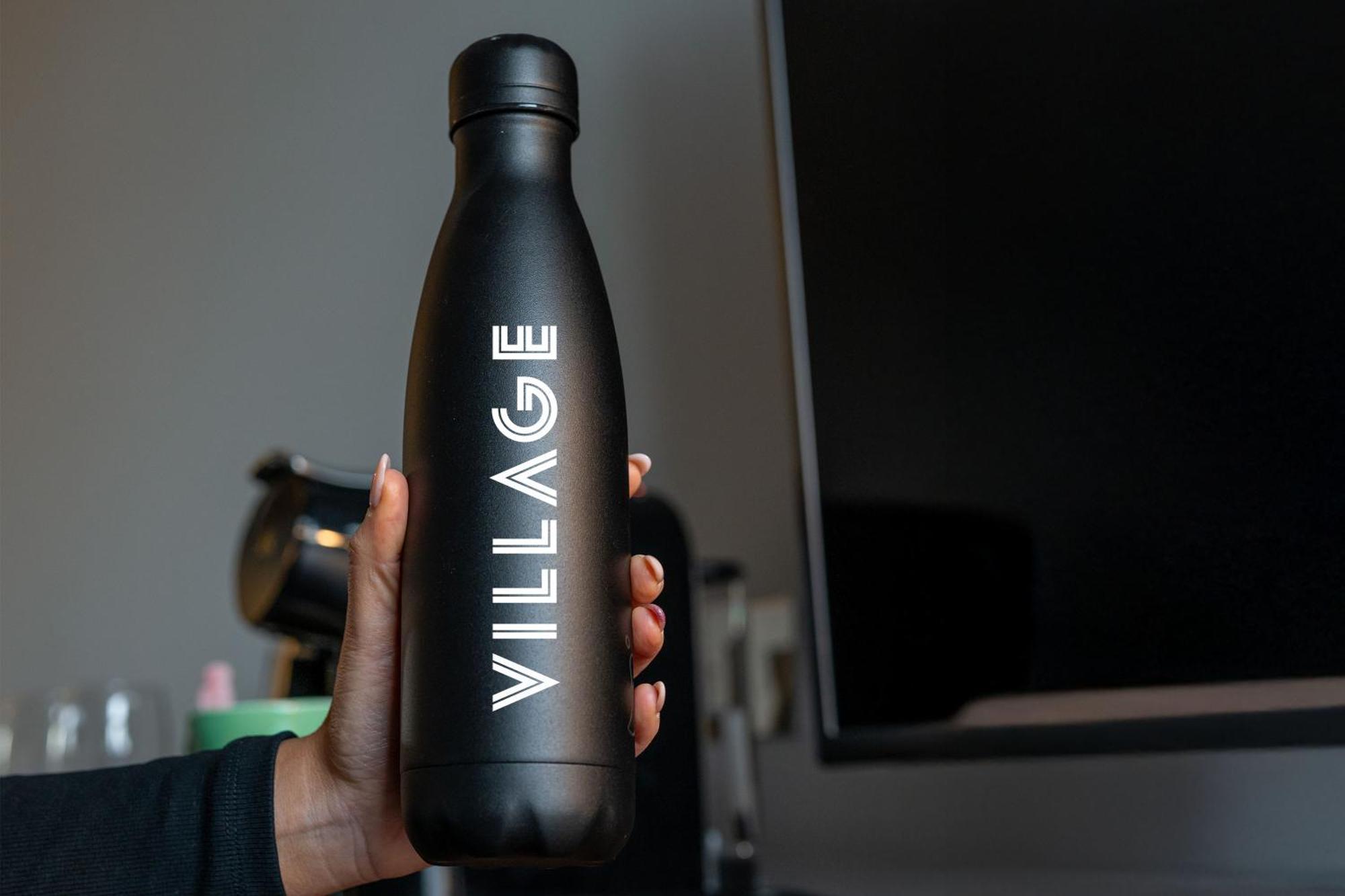 Village Hotel 브랙넬 외부 사진